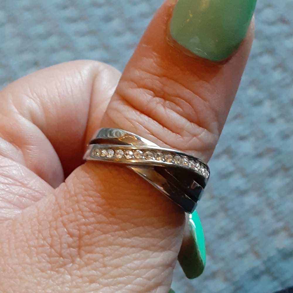 Stainless steel. Ring